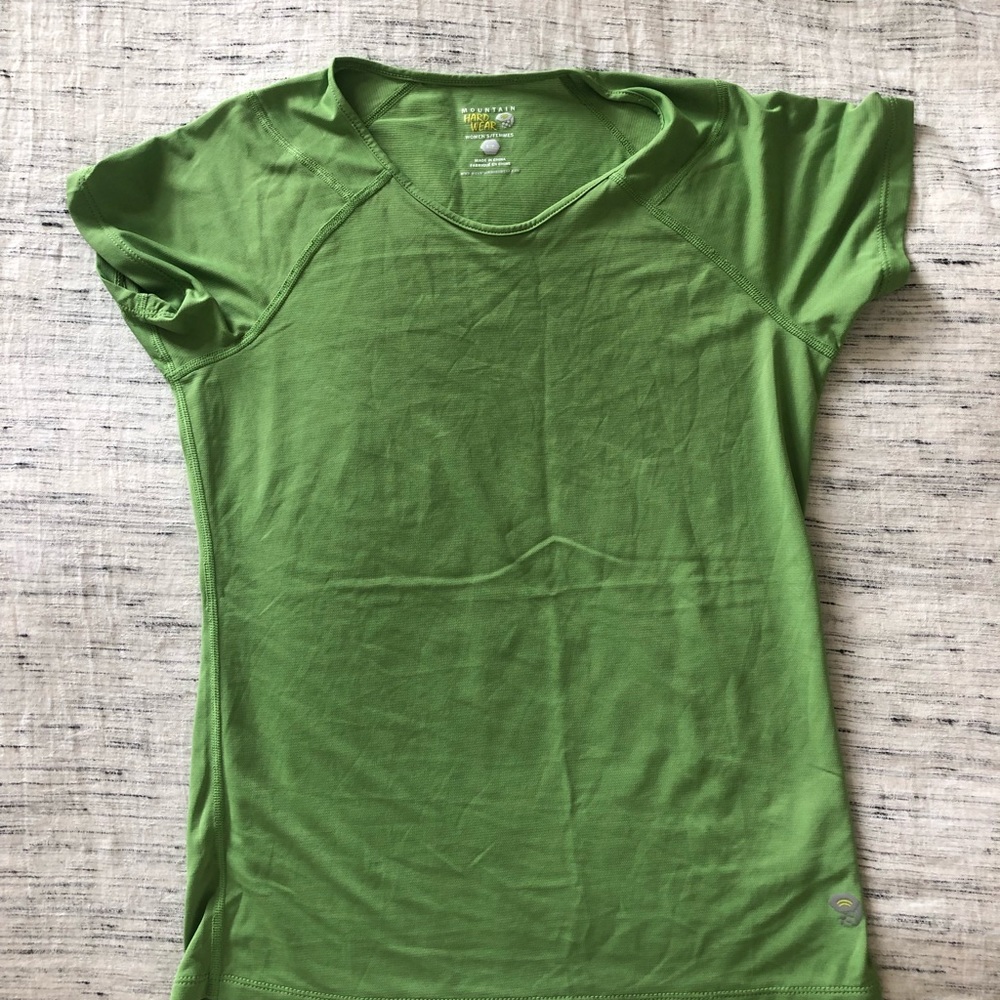 Mountain Hardware, Sports Top